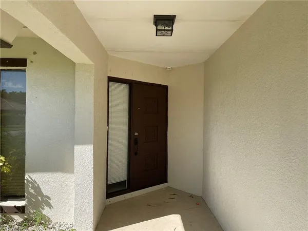 $3,500 | 255 Pine Valley Circle, Naples, FL 34113