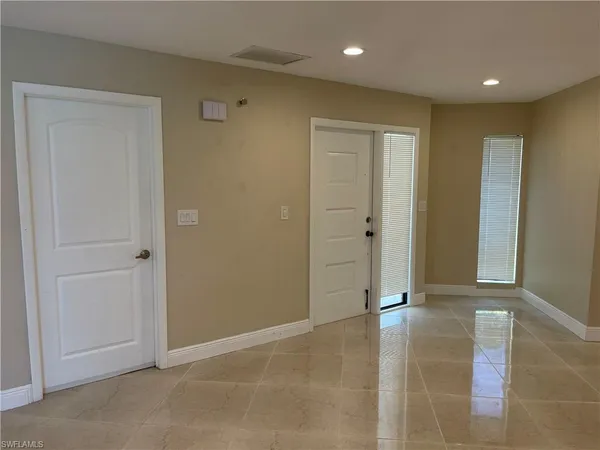 $3,500 | 255 Pine Valley Circle, Naples, FL 34113