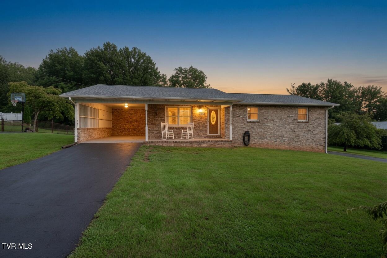 126 Clay Little Road Elizabethton, TN 37643 - Photo 1 of 29 0