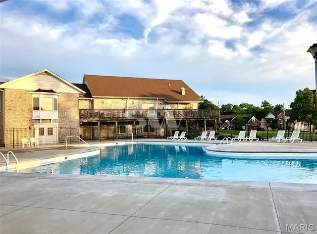 $149,900 | 9734 Raintree Village Drive, Unit 4B, Hillsboro, MO 63050