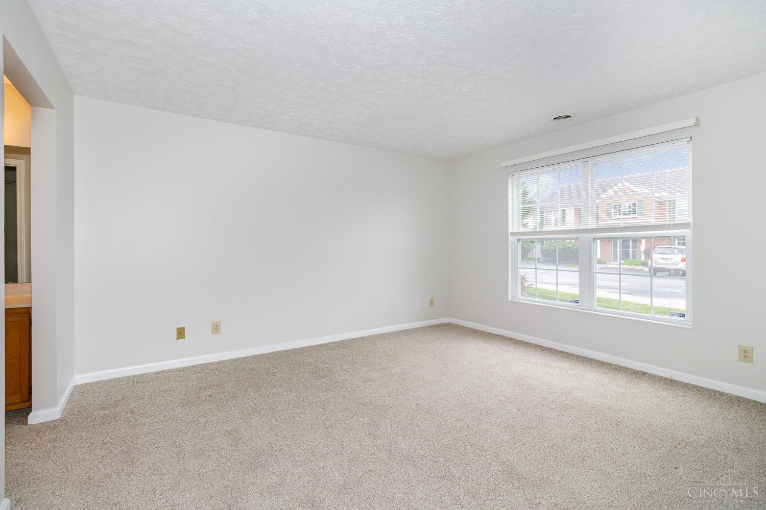 4551 Foley Road, Unit 2 Cincinnati, OH 45238 - Photo 12 of 29 Gallery Image 12