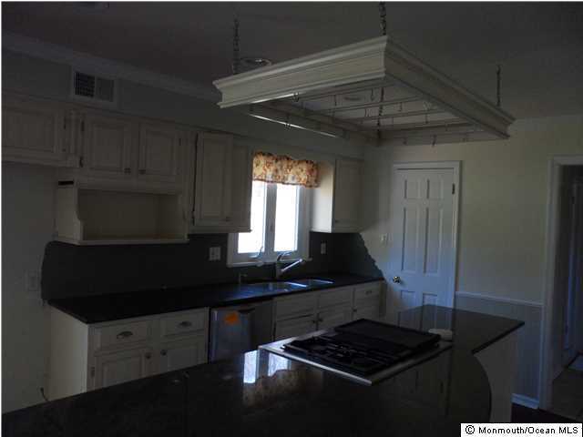 128 Crawfords Corner Road Holmdel, NJ 07733 - Photo 10 of 11 Additional Photo