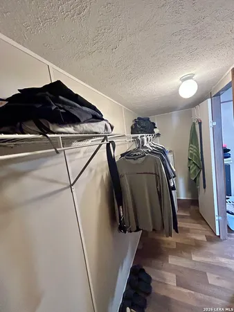 a view of entryway and stairs