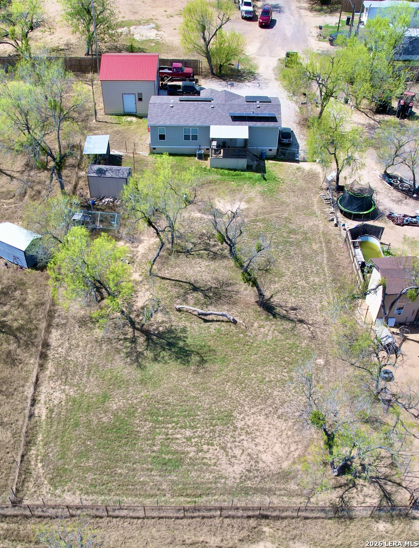 115 4th Street Natalia, TX 78059 - Photo 6 of 36