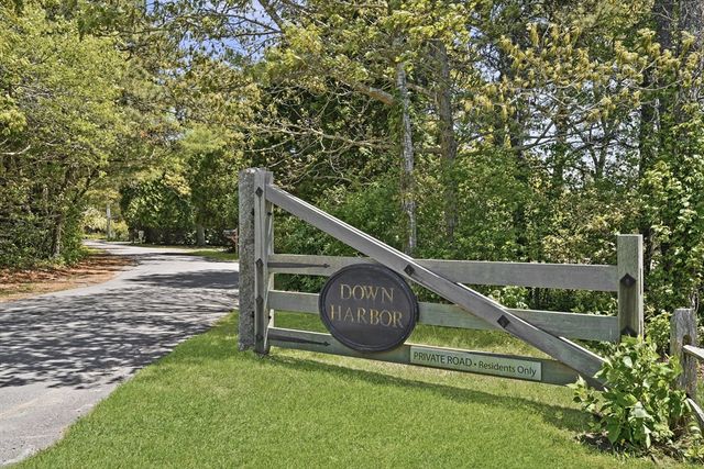 $3,075,000 | 3 Down Harbor Road, Edgartown, MA 02539