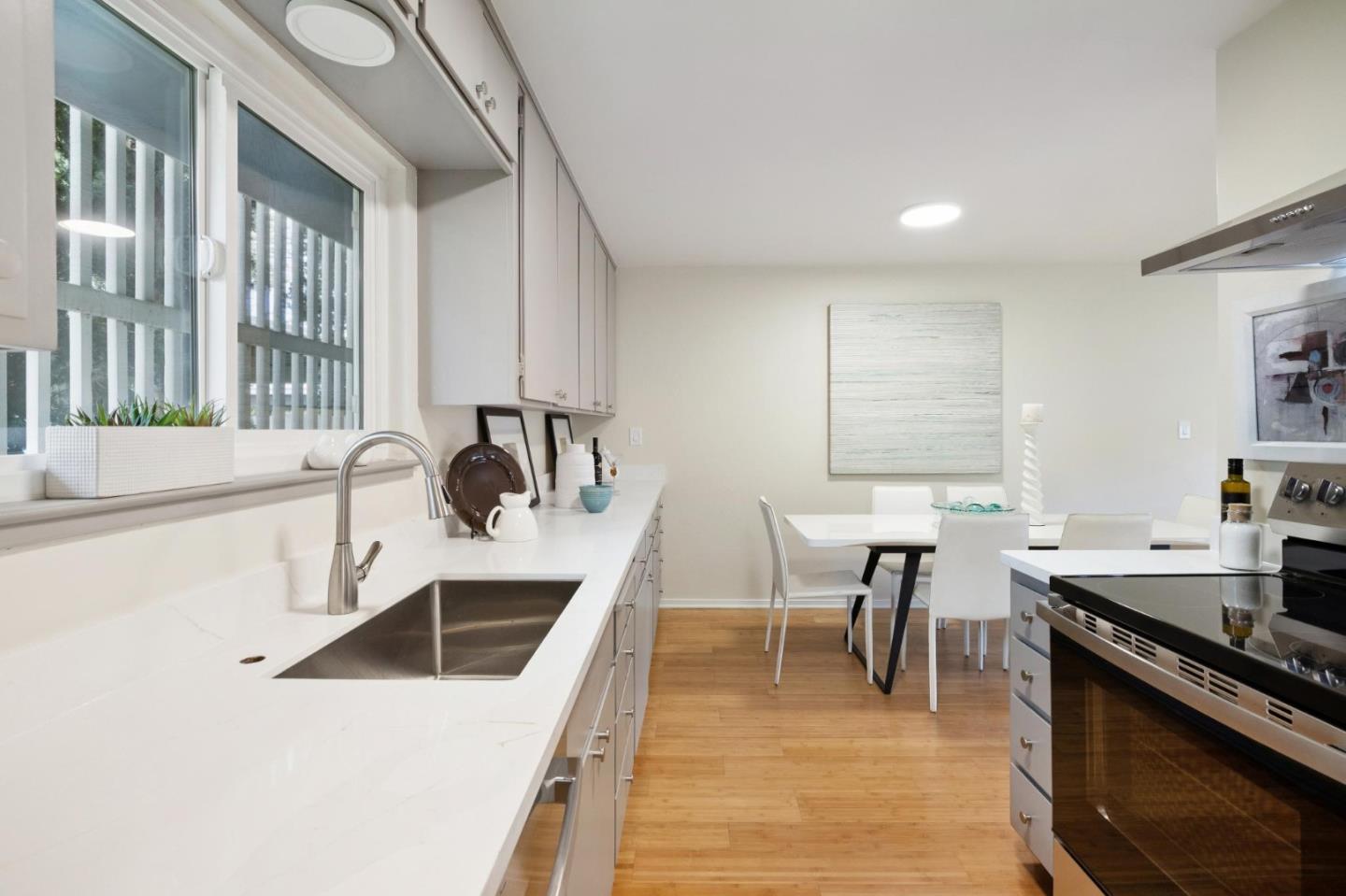 453 North Rengstorff Avenue, Unit 17 Mountain View, CA 94043 - Photo 15 of 33