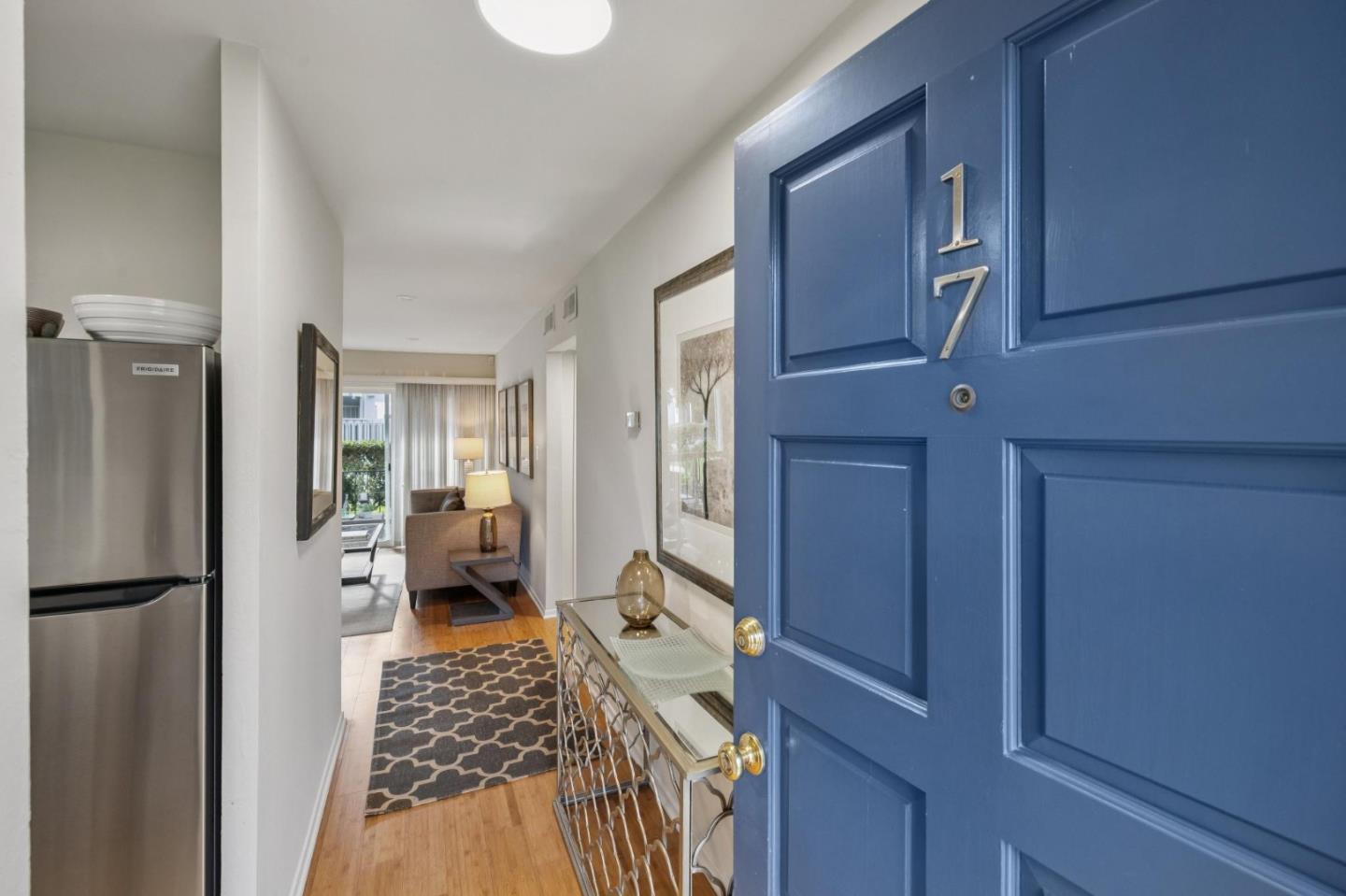 453 North Rengstorff Avenue, Unit 17 Mountain View, CA 94043 - Photo 2 of 33