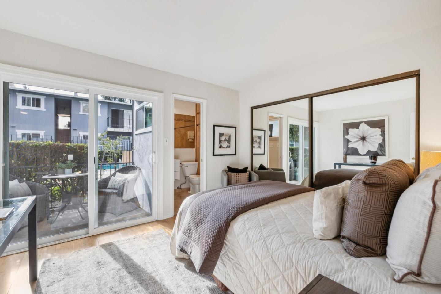 453 North Rengstorff Avenue, Unit 17 Mountain View, CA 94043 - Photo 26 of 33