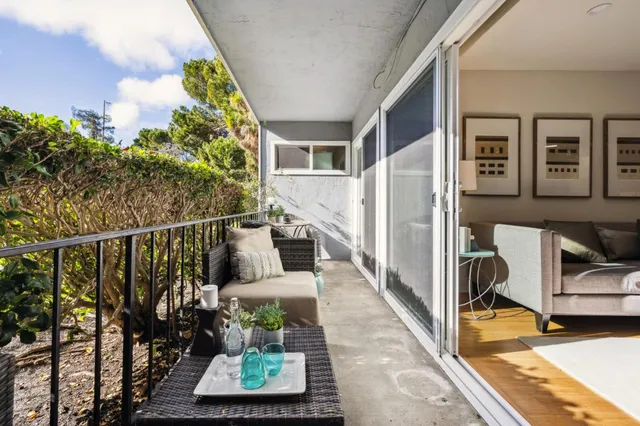 $698,000 | 453 North Rengstorff Avenue, Unit 17, Mountain View, CA 94043