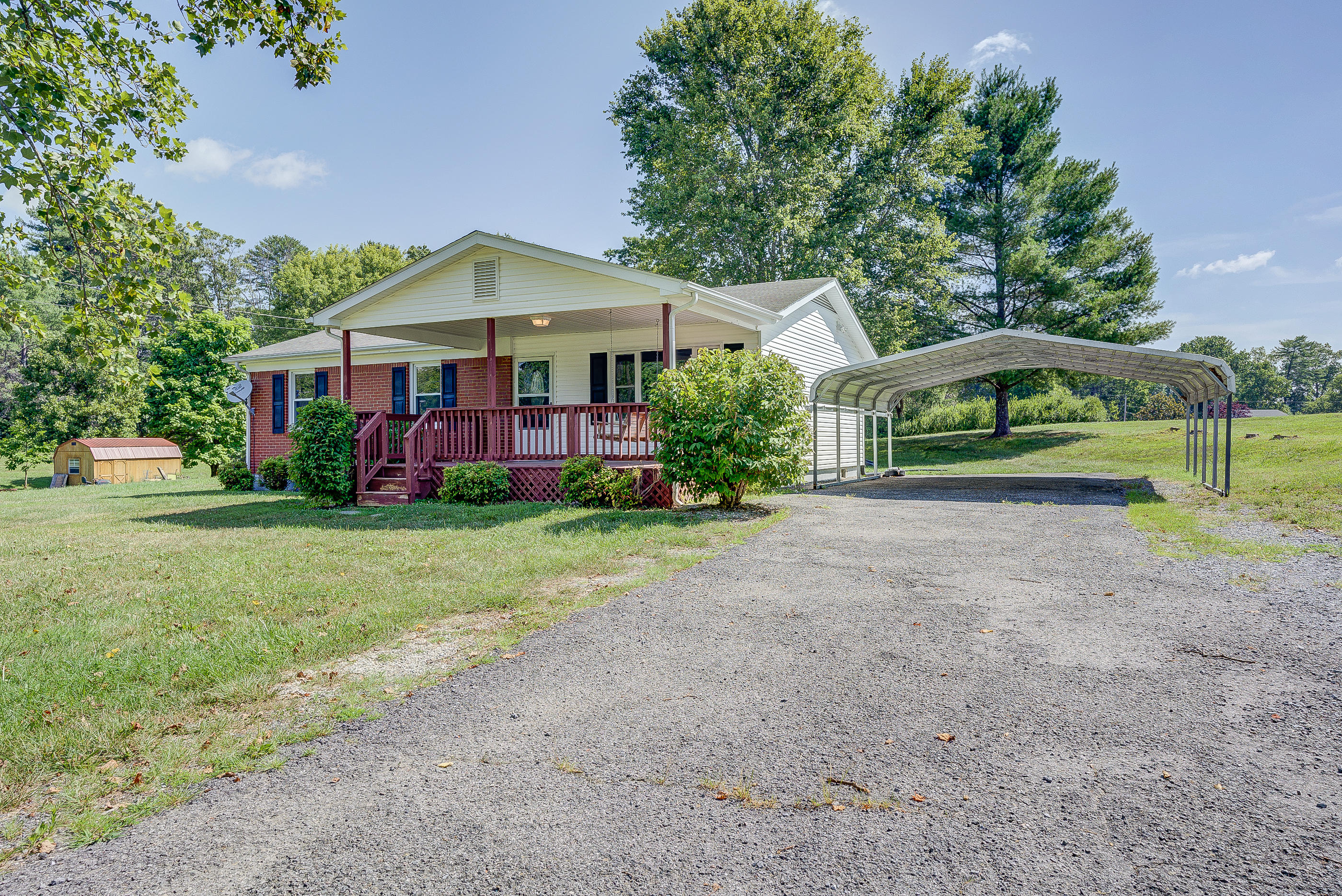 277 Timber Ridge Fincastle, VA 24090 - Photo 2 of 25 Welcome Home