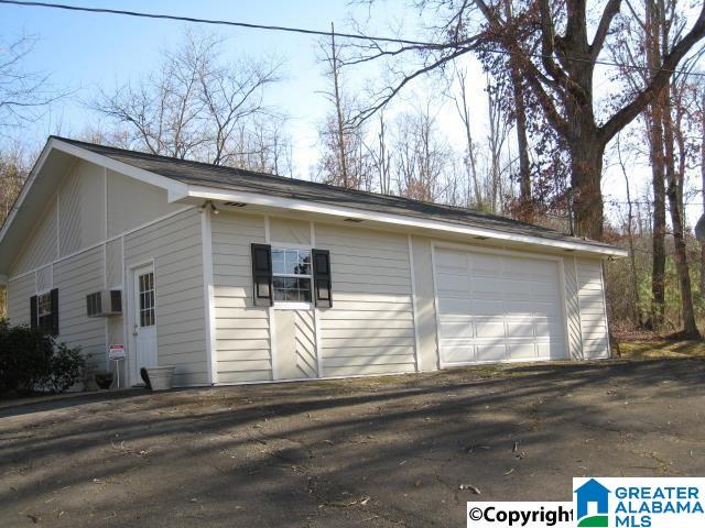 411 Dugout Valley Road Fort Payne, AL 35968 - Photo 2 of 26