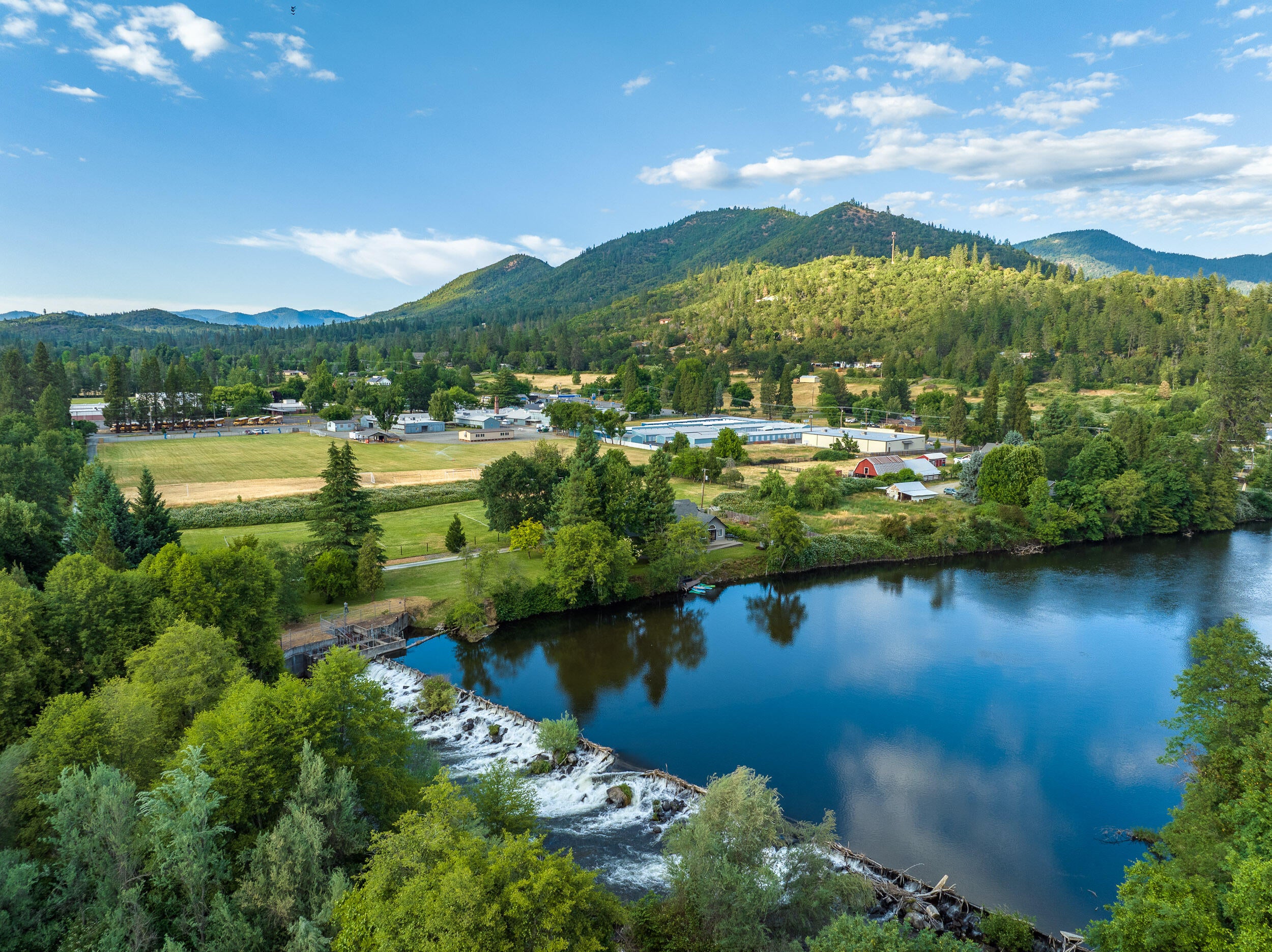 8442 New Hope Road Grants Pass, OR 97527 - Photo 52 of 84 Applegate River Spillway