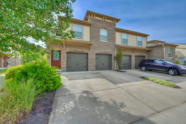 $249,000 | 2437 Ambrato Way, Covington, KY 41017