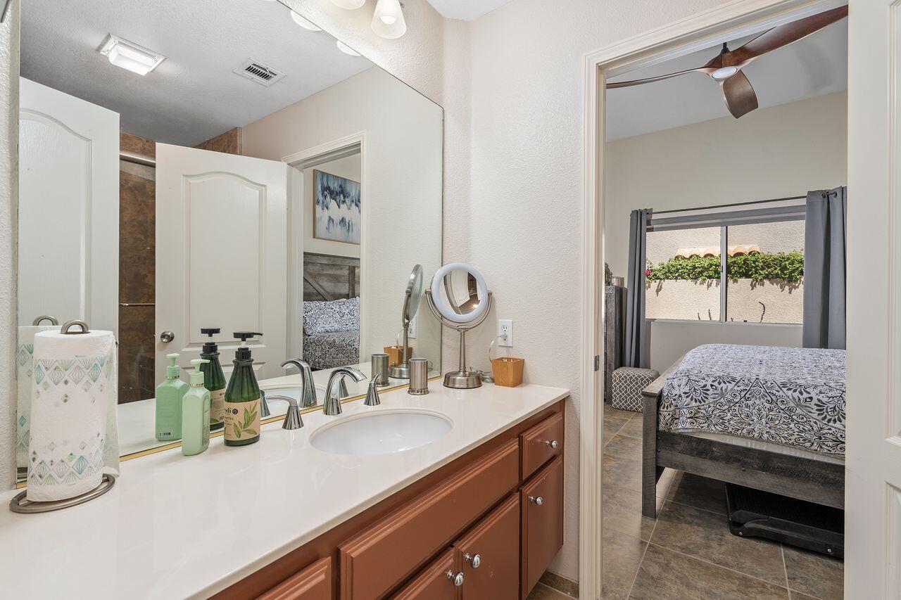 48 Pebble Beach Drive Rancho Mirage, CA 92270 - Photo 21 of 35 21_12136620_189772_189772-EI-121