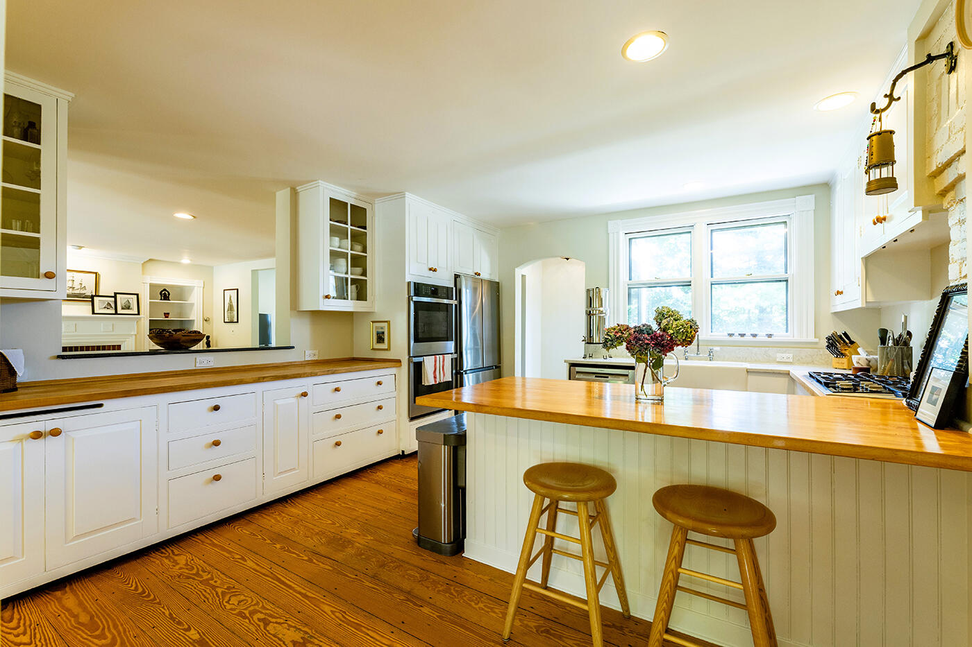 86 Chestnut Street Camden, ME 04843 - Photo 4 of 54 IMG_1340