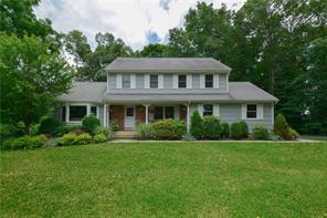 3 Ivy Ridge Court Mount Kisco, NY 10549 - Photo 1 of 1 Front view