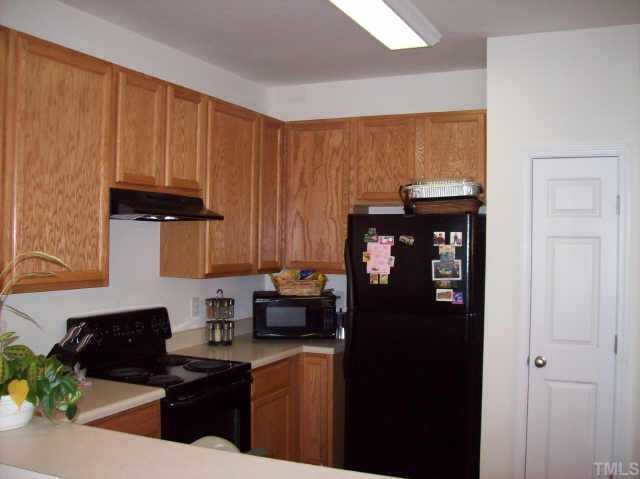 8220 Belneath Court Raleigh, NC 27613 - Photo 3 of 9 Gallery Image 3