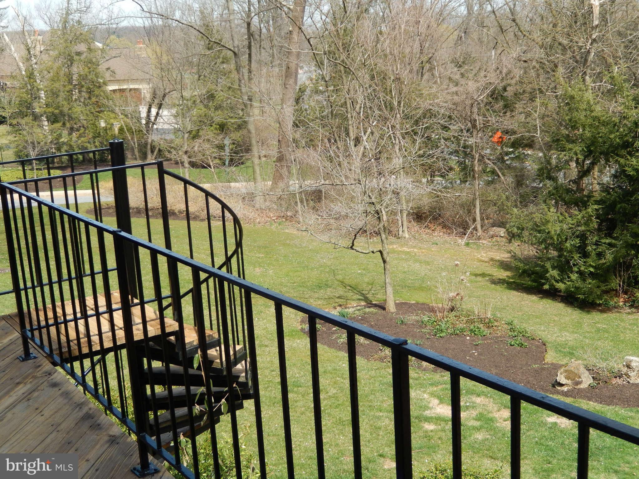 8035 Strauff Road, Unit 2 Towson, MD 21204 - Photo 18 of 19 Exterior Rear Deck