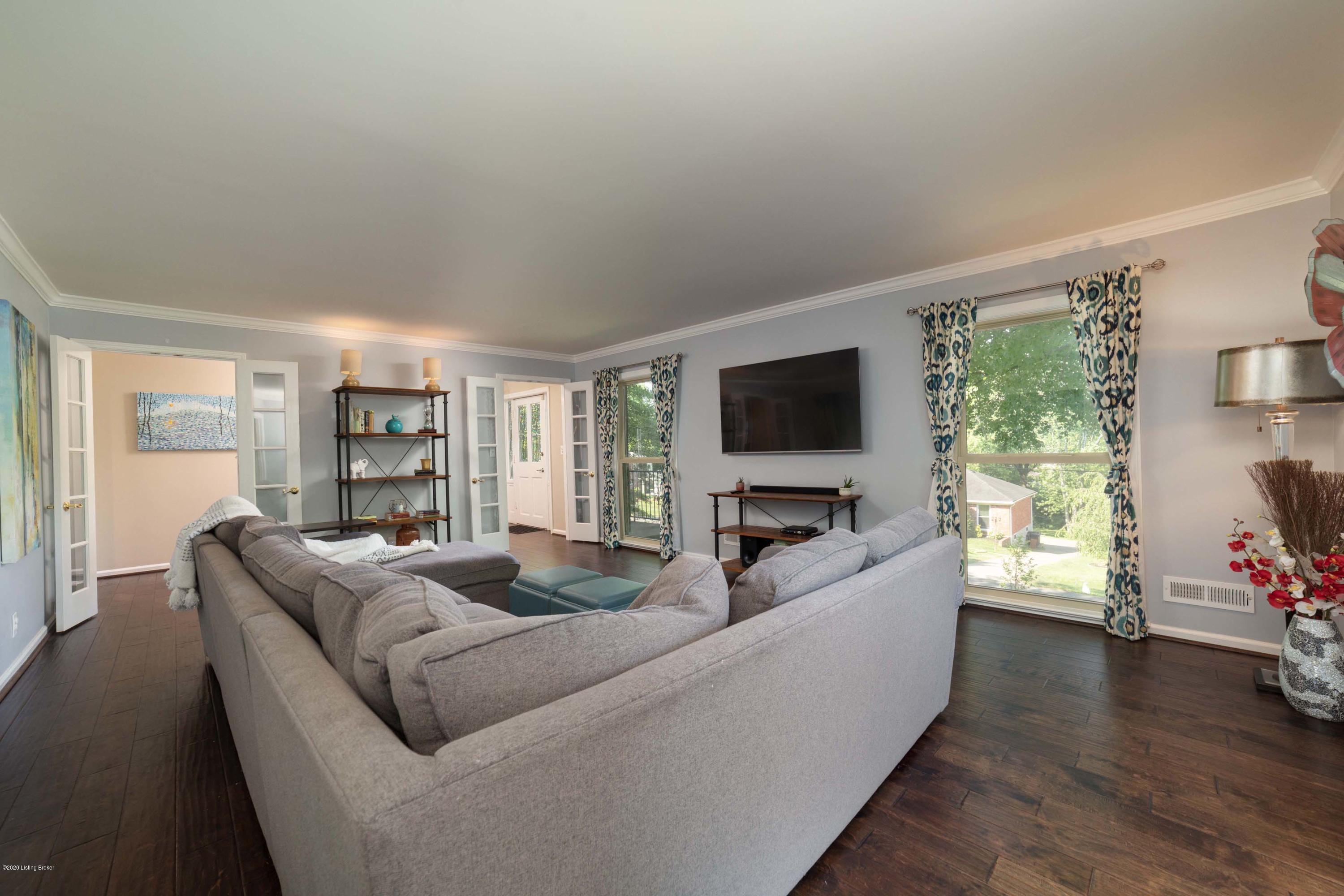 2411 Branning Road Louisville, KY 40222 - Photo 24 of 74 Branning031