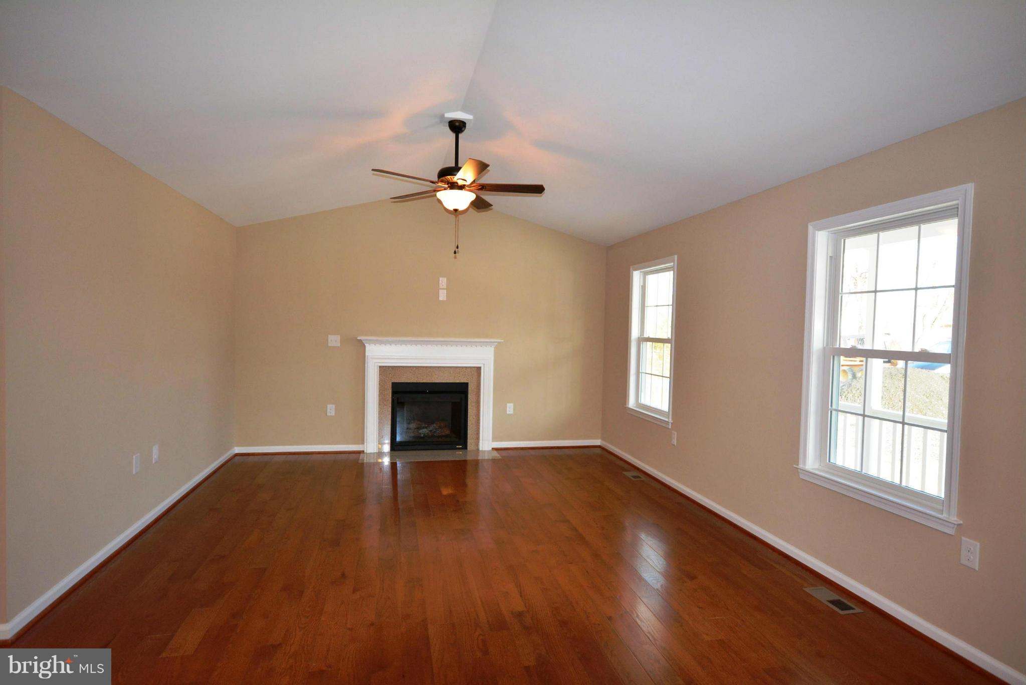 1 Wakeman Mill Road Front Royal, VA 22630 - Photo 6 of 30 Living Room