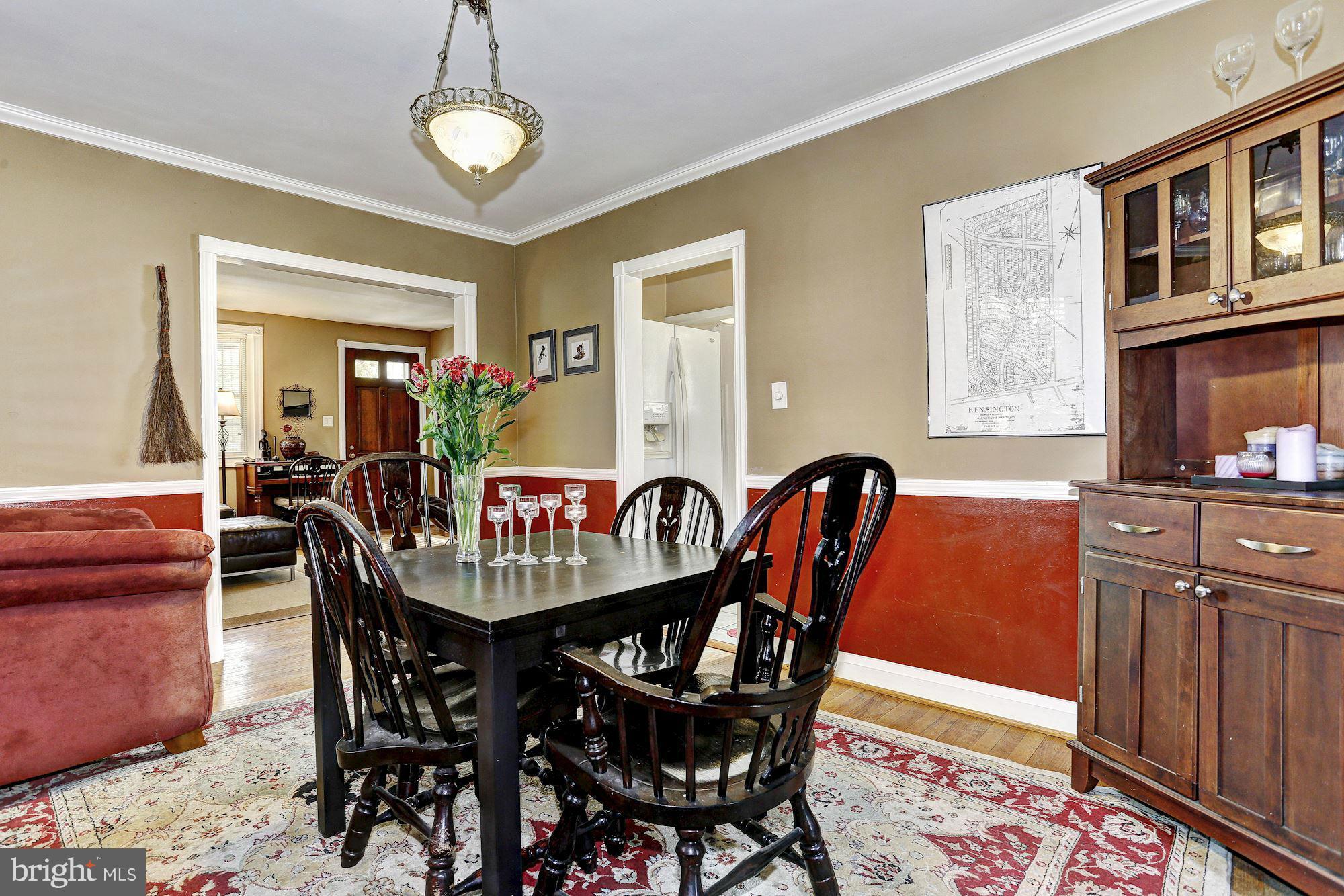 702 Manchester Road Baltimore, MD 21229 - Photo 4 of 16 Dining Room