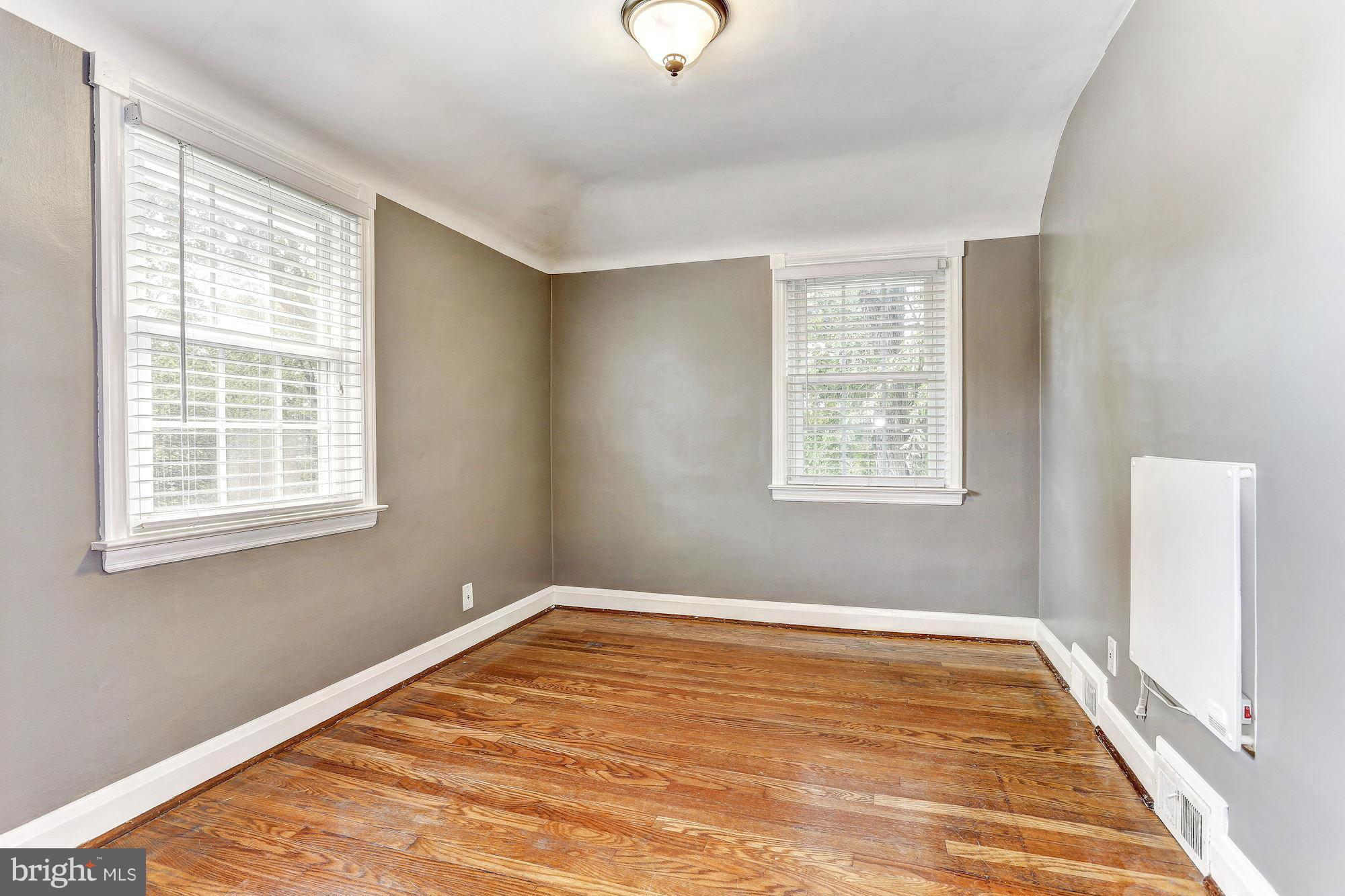 702 Manchester Road Baltimore, MD 21229 - Photo 10 of 16 Bedroom