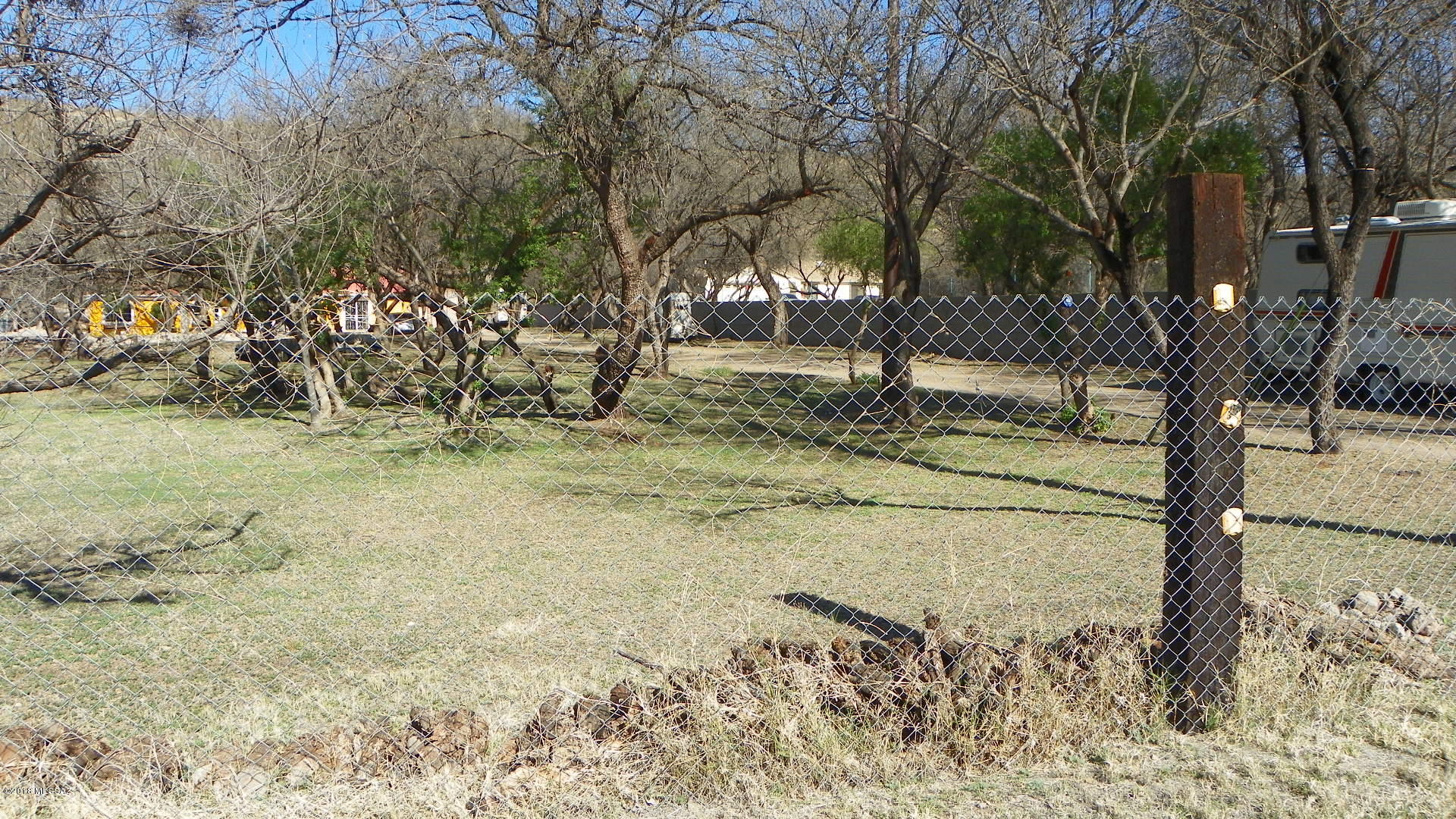 1407 Pendleton Drive, Unit 28 Rio Rico, AZ 85648 - Photo 4 of 6