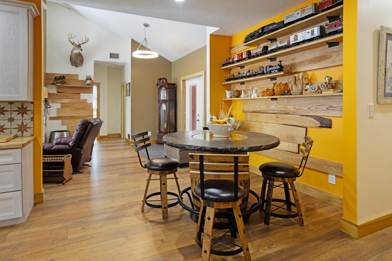 2144 North Jacobson Road Suttons Bay, MI 49682 - Photo 18 of 63 Gallery Image 18