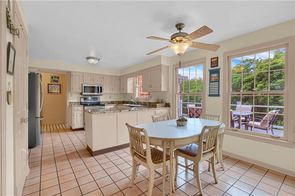 139 Old Mill Road Pittsburgh, PA 15238 - Photo 10 of 25 Gallery Image 10