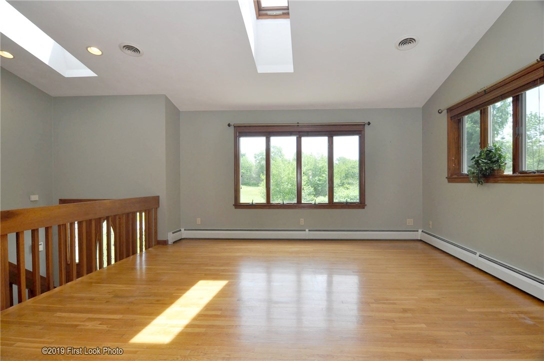 1289 Chopmist Hill Road Scituate, RI 02857 - Photo 24 of 38