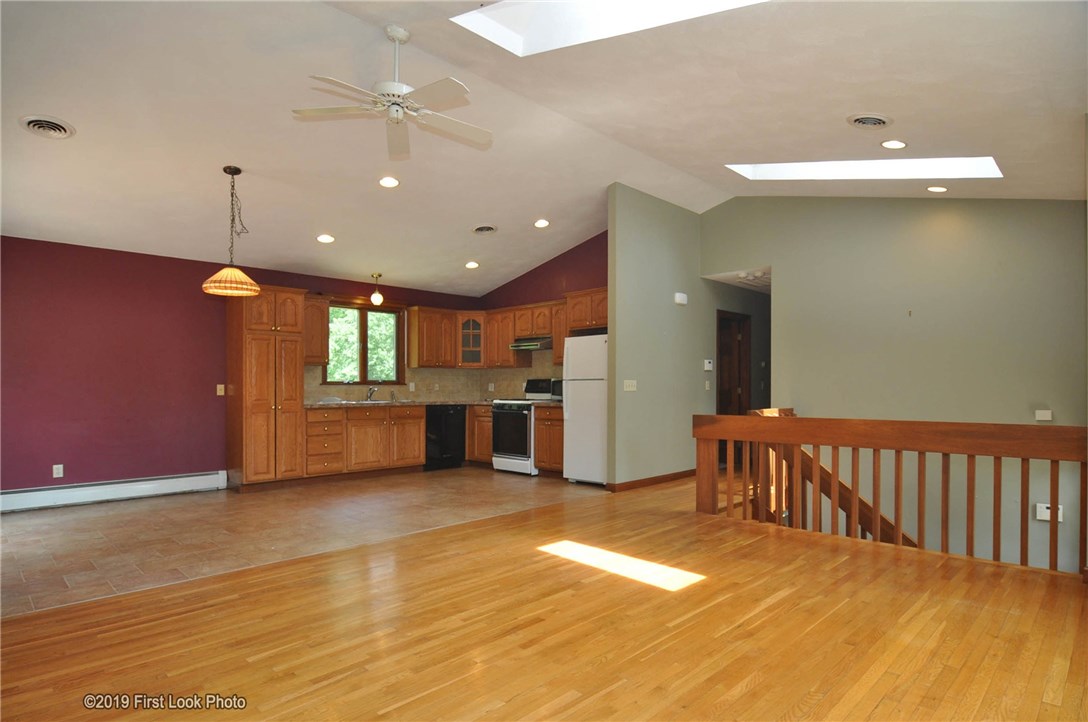 1289 Chopmist Hill Road Scituate, RI 02857 - Photo 25 of 38