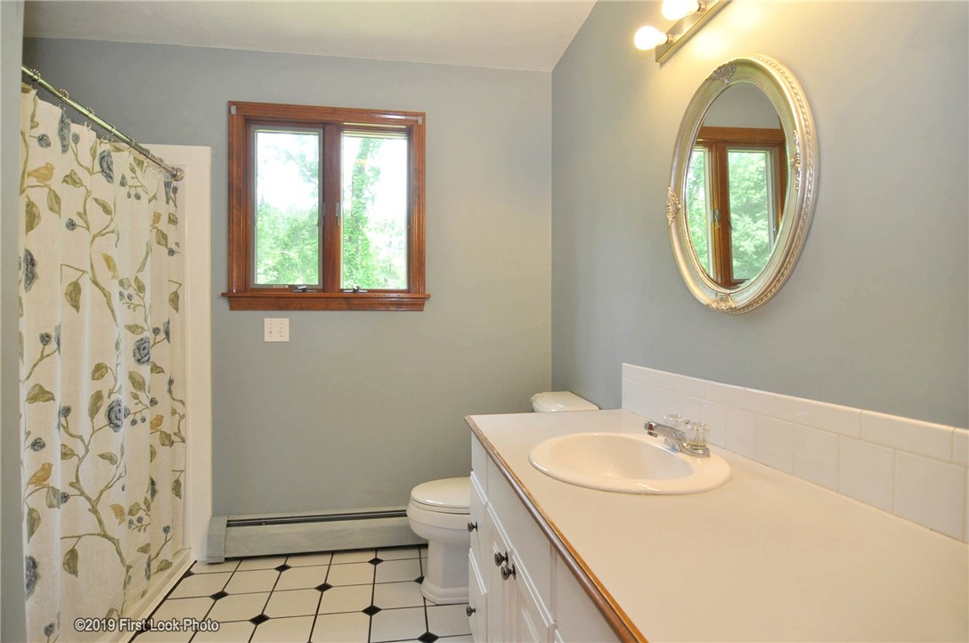 1289 Chopmist Hill Road Scituate, RI 02857 - Photo 31 of 38
