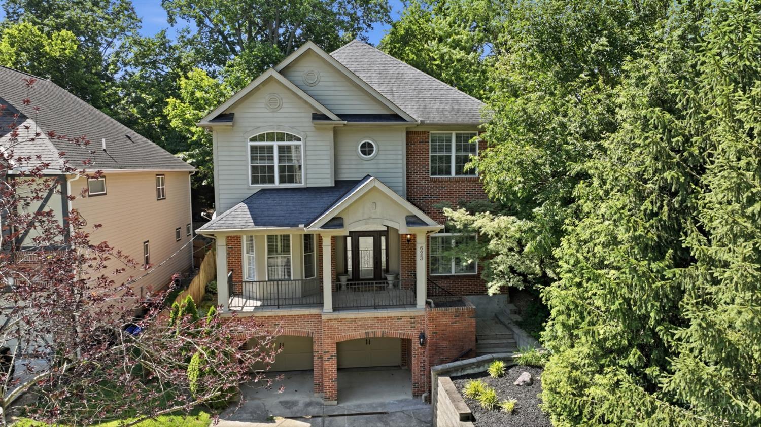 623 Rushton Road Cincinnati, OH 45226 - Photo 2 of 58