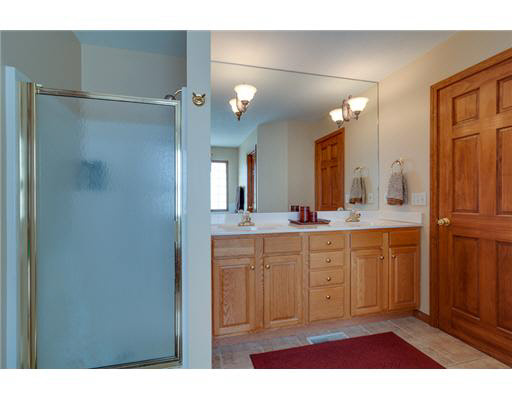 14689 Old Farm Road Granger, IN 46530 - Photo 14 of 24 Gallery Image 14