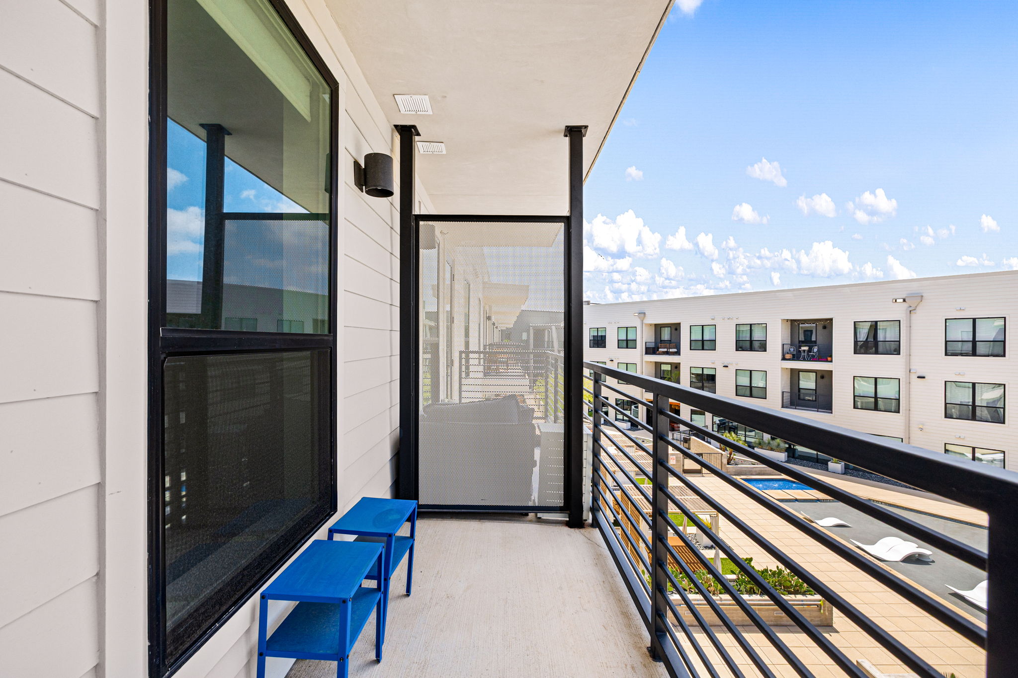 1701 Simond Avenue, Unit 612 Austin, TX 78723 - Photo 23 of 40 a view of a balcony with city view