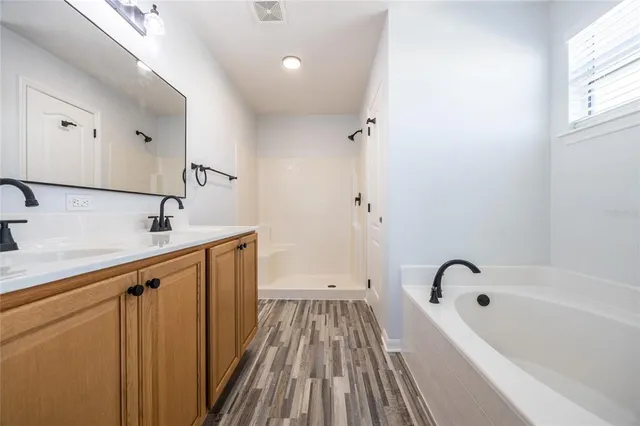 $389,000 | 14384 Northwest 160th Lane, Alachua, FL 32615