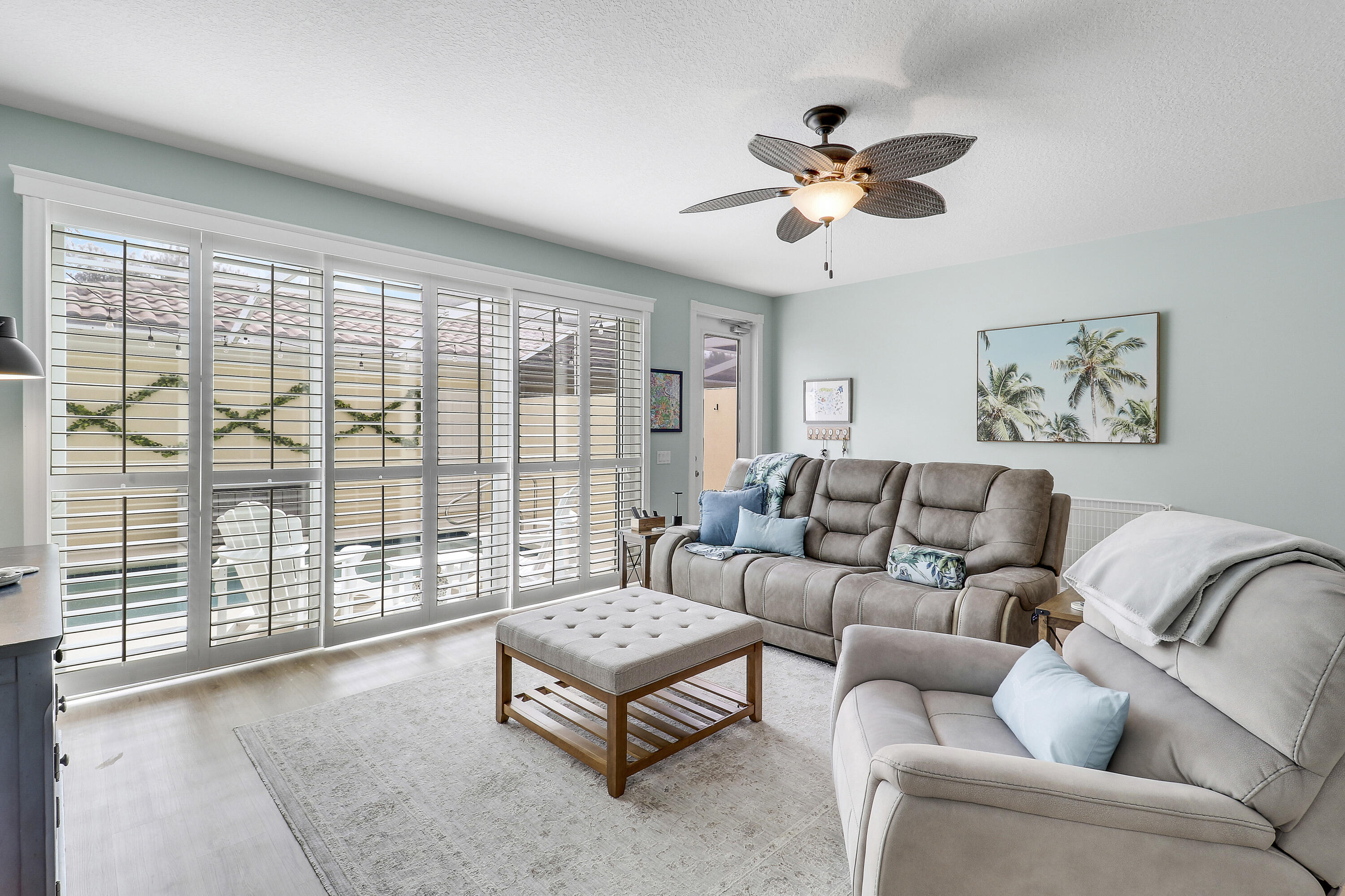 151 Rivinia Drive Jupiter, FL 33458 - Photo 12 of 40 House2-18