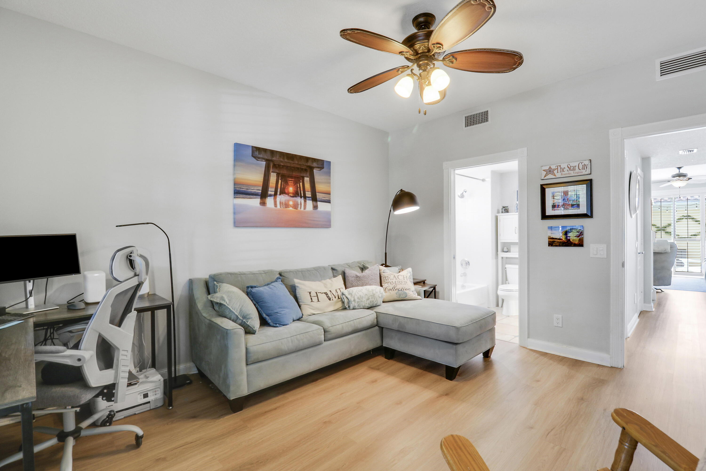 151 Rivinia Drive Jupiter, FL 33458 - Photo 18 of 40 House2-5