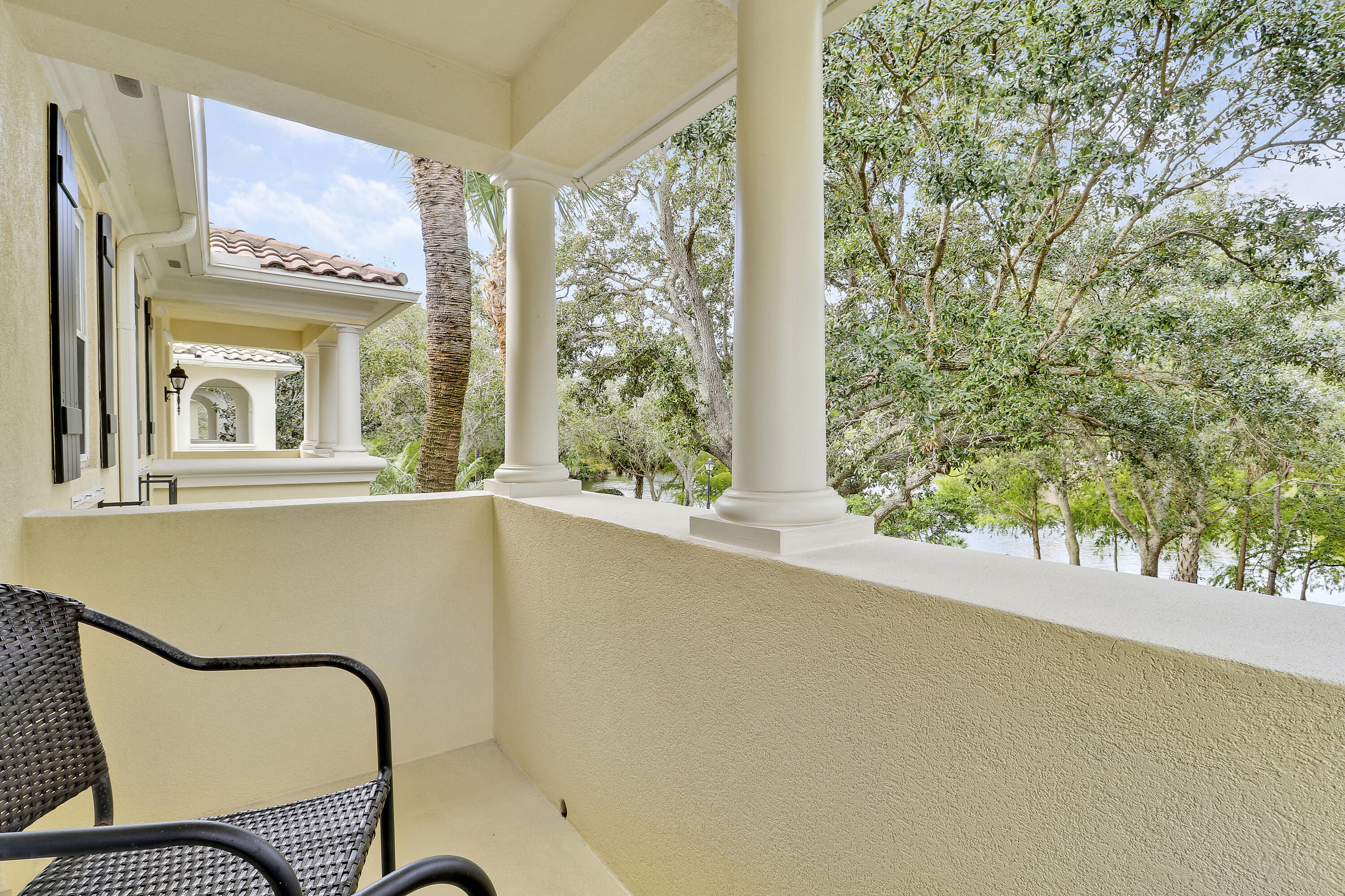 151 Rivinia Drive Jupiter, FL 33458 - Photo 24 of 40 House2-29