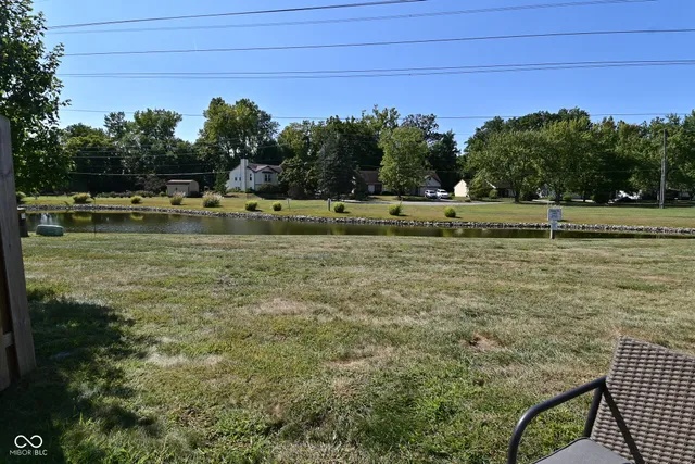 $215,000 | 4106 Eagle Cove W Drive, Indianapolis, IN 46254