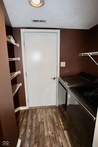 $215,000 | 4106 Eagle Cove W Drive, Indianapolis, IN 46254