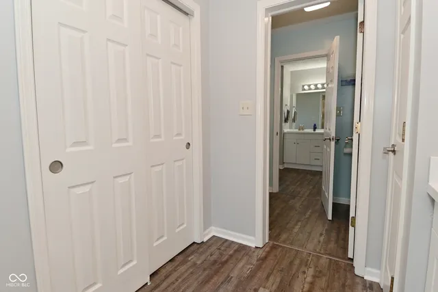 $215,000 | 4106 Eagle Cove W Drive, Indianapolis, IN 46254