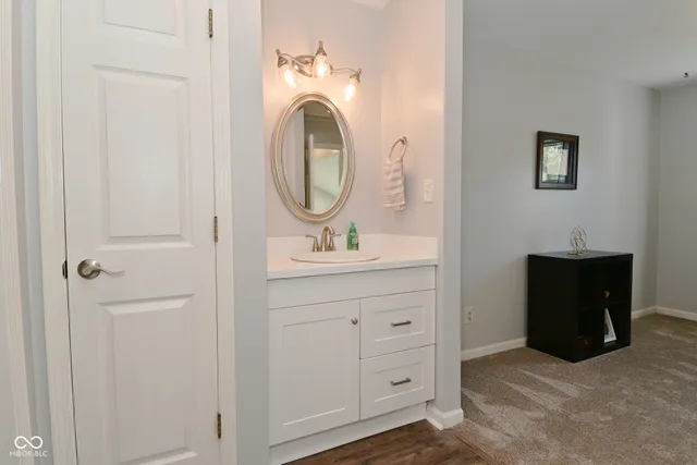 $215,000 | 4106 Eagle Cove W Drive, Indianapolis, IN 46254