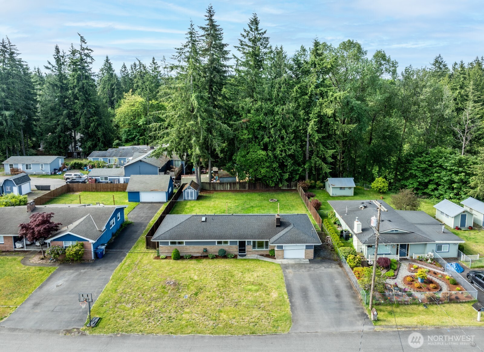 15433 Southeast 144th Place Renton, WA 98059 - Photo 2 of 25