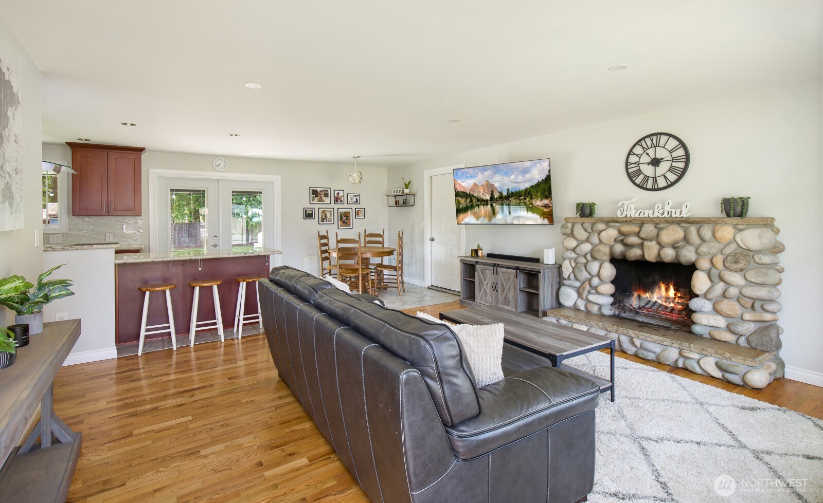 15433 Southeast 144th Place Renton, WA 98059 - Photo 4 of 25