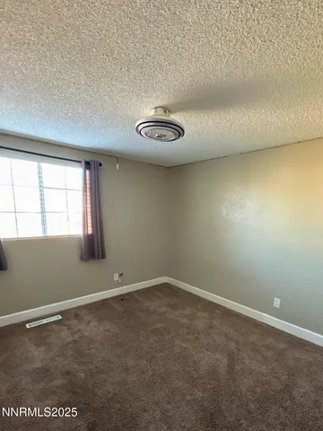 $2,095 | 1725 Catham Lane, Sparks, NV 89434