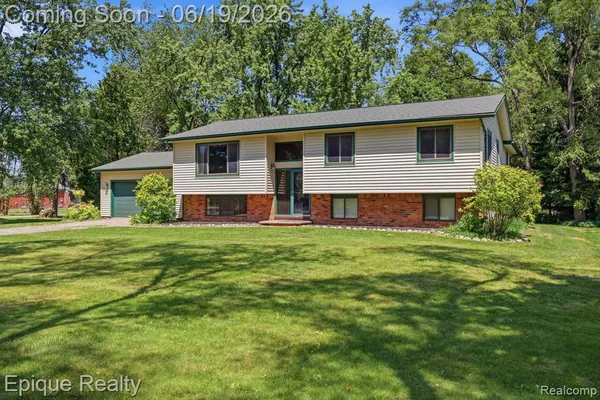 $365,000 | 51600 Shelby Road, Utica, MI 48316
