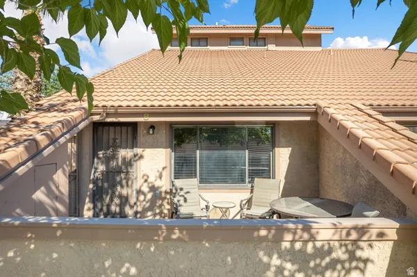 $230,000 | 860 South Village Road, Unit O8, St. George, UT 84770