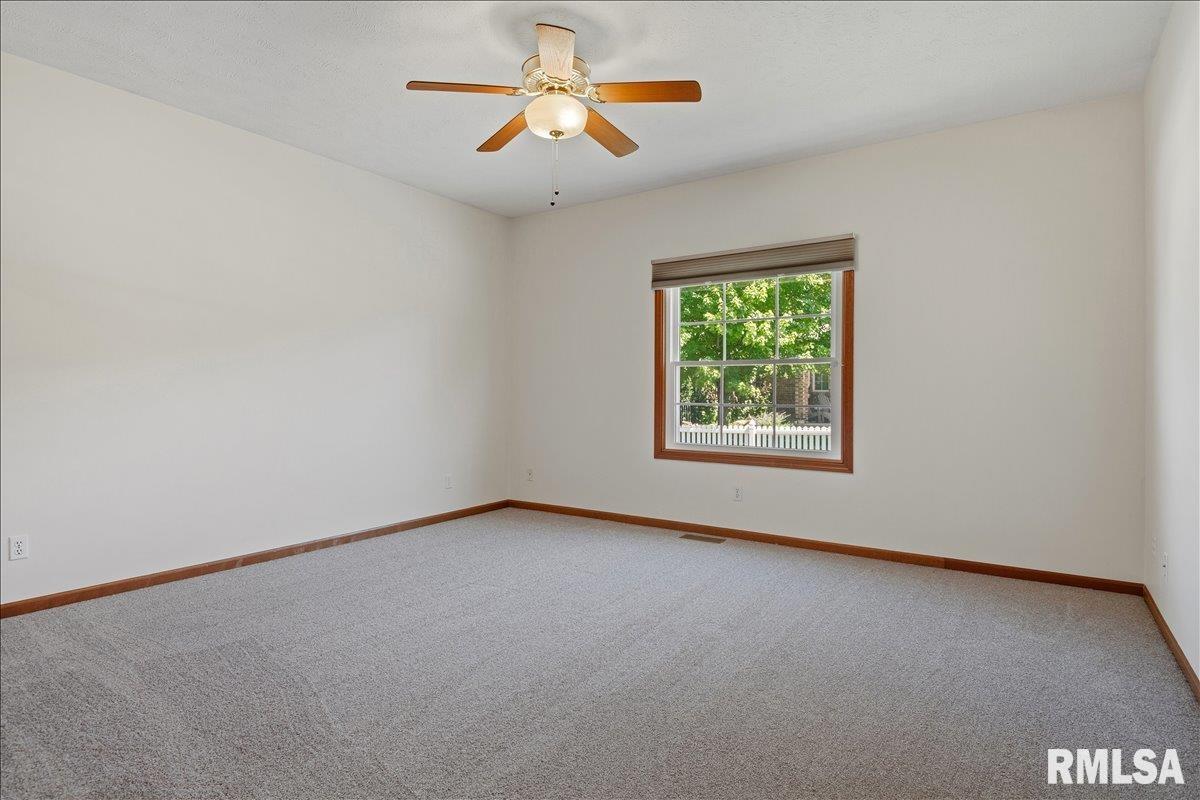 5004 Eagle Ridge Springfield, IL 62711 - Photo 17 of 35