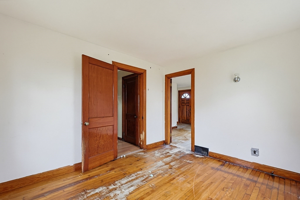 321 Townsend Hill Road Townsend, MA 01469 - Photo 15 of 34